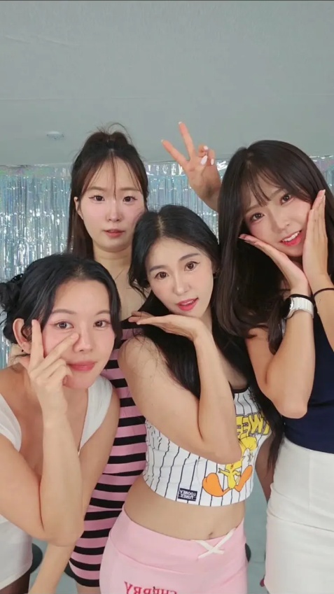 우리 넷 함께한 날